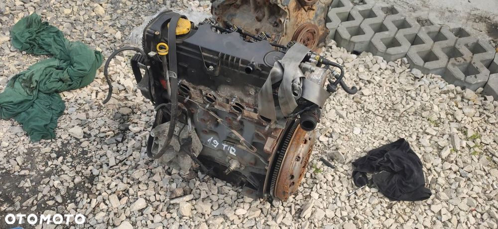 SILNIK SAAB 9-3 LIFT 1.9 120 KM Z19DT WTRYSKI - 2