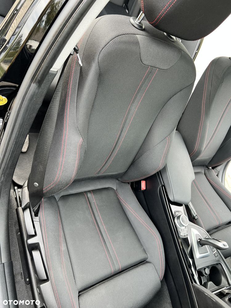 BMW Seria 3 320i xDrive Sport Line - 22