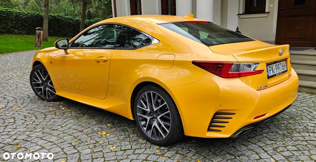 Lexus RC 200t / 300 F Sport - 2