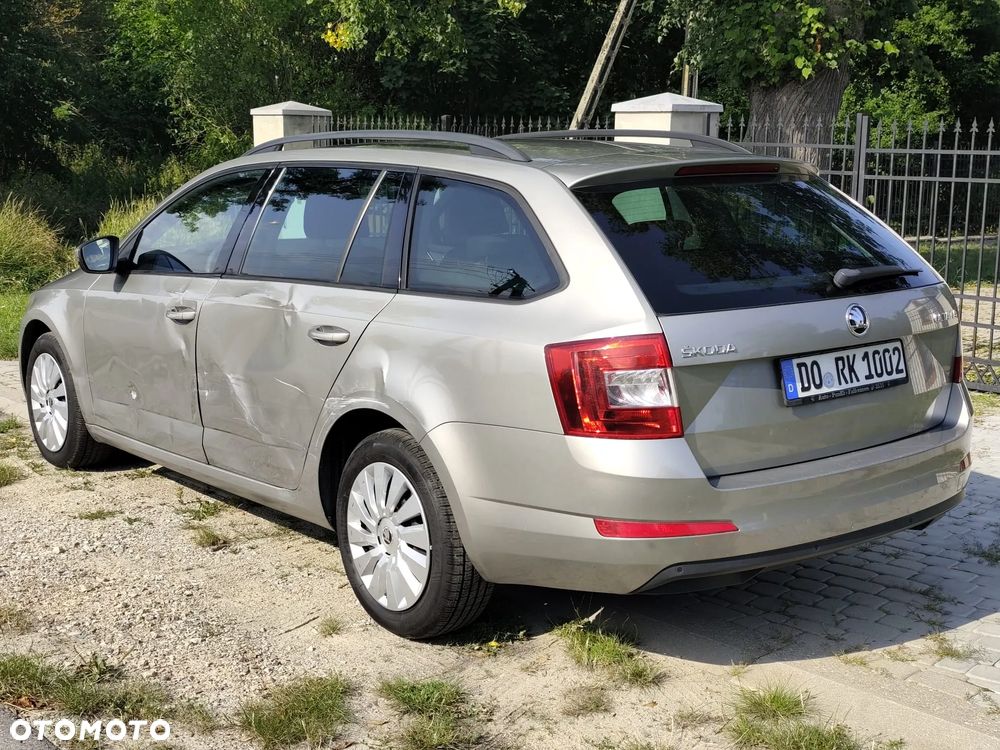 Skoda Octavia 1.4 TSI Ambition - 4