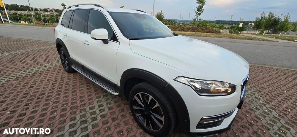 Volvo XC 90 - 8