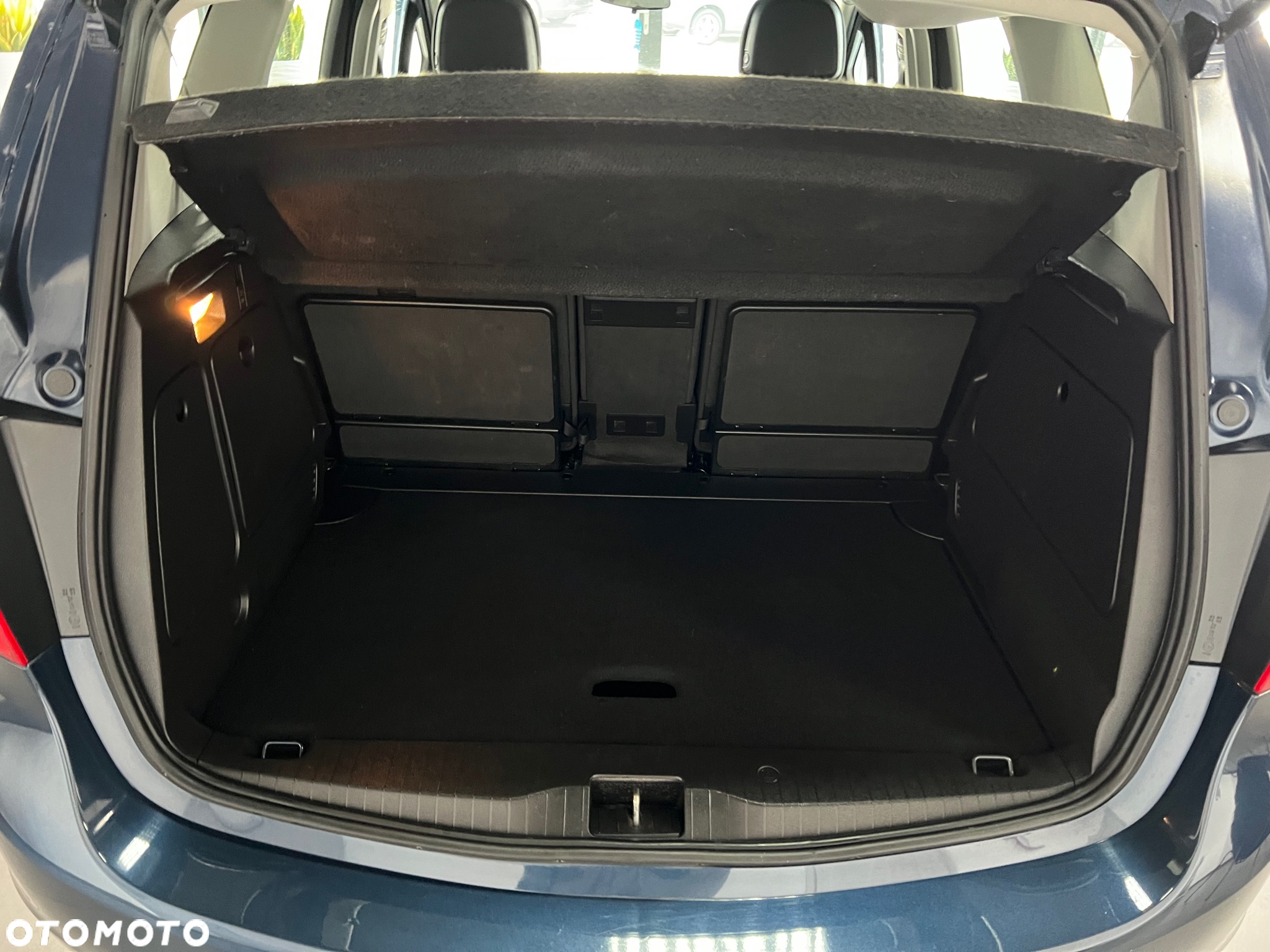 Opel Meriva - 24