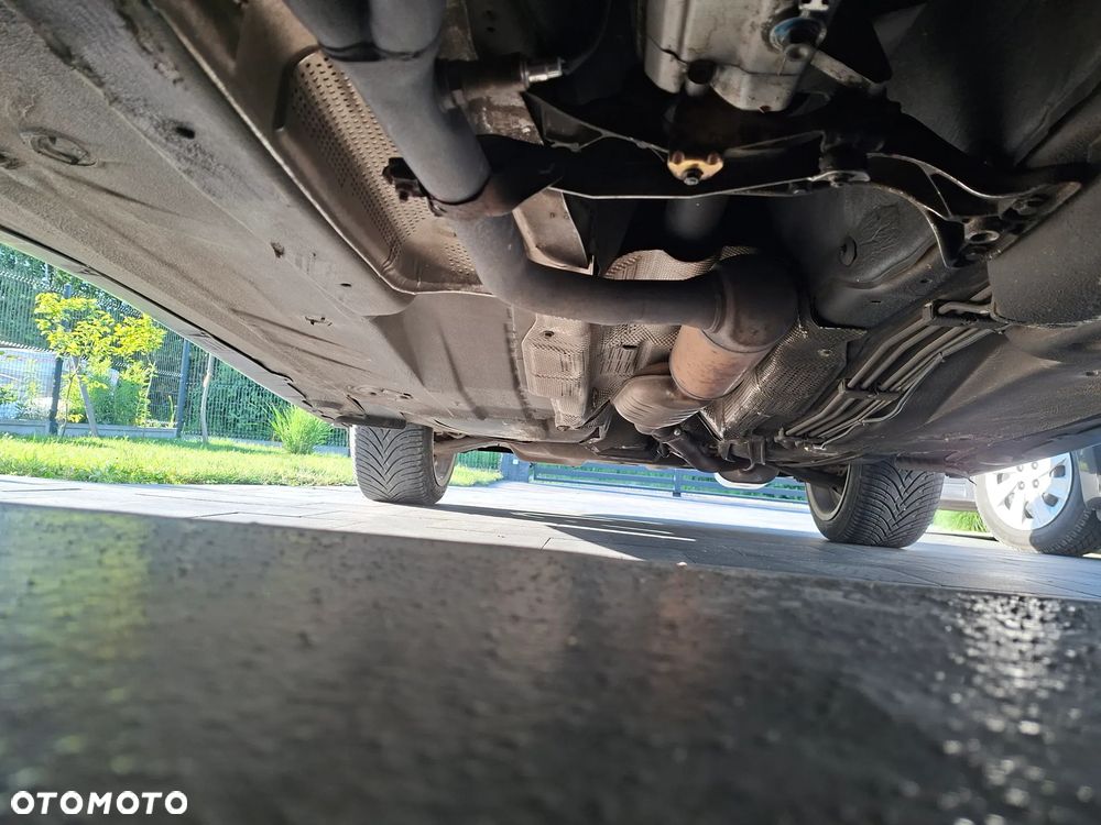 BMW Seria 3 - 25