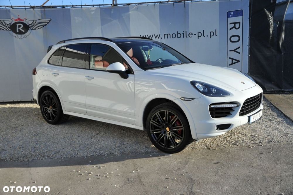 Porsche Cayenne - 19