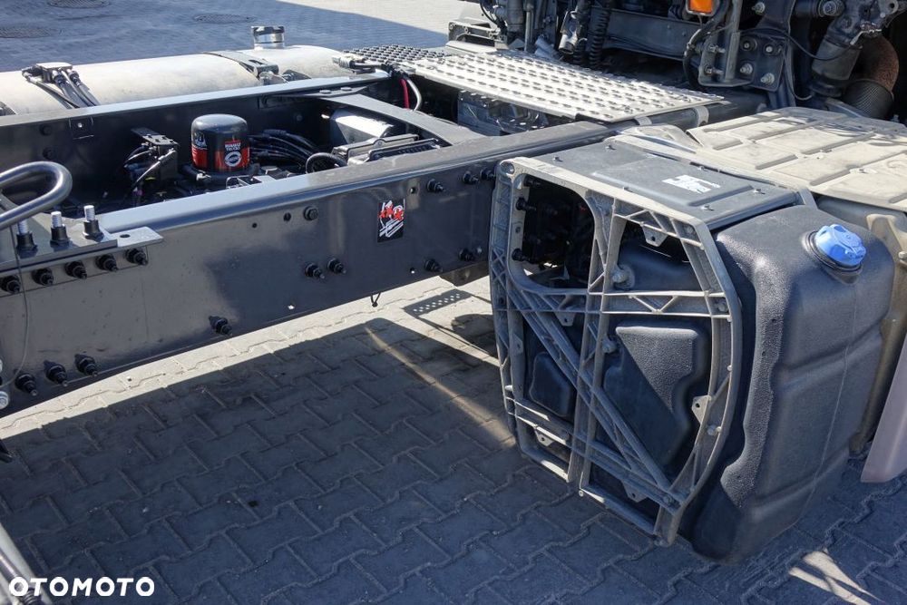 Renault GAMA T480 COMFORT / EURO 6 / STANDARD / AUTOMAT / RETARDER / KLIMATYZACJA POSTOJOWA / LODÓWKA / ALUMINIOWE FELGI - 15