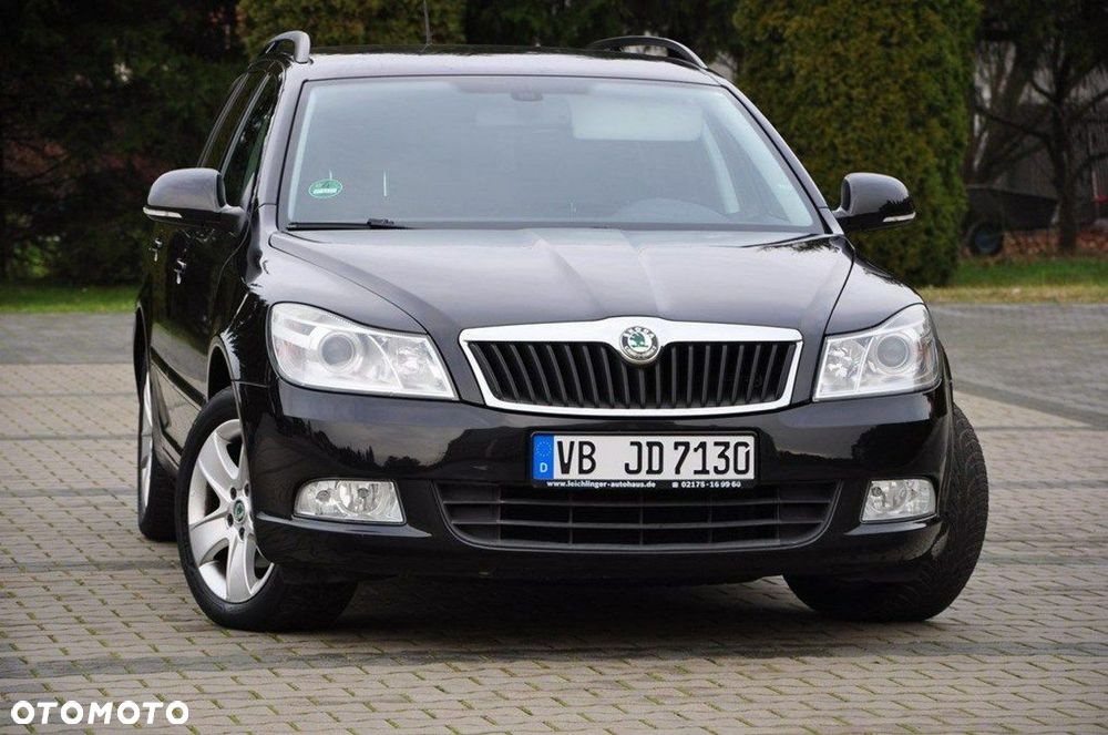 Skoda Octavia 1.6 TDI DPF DSG Elegance - 8
