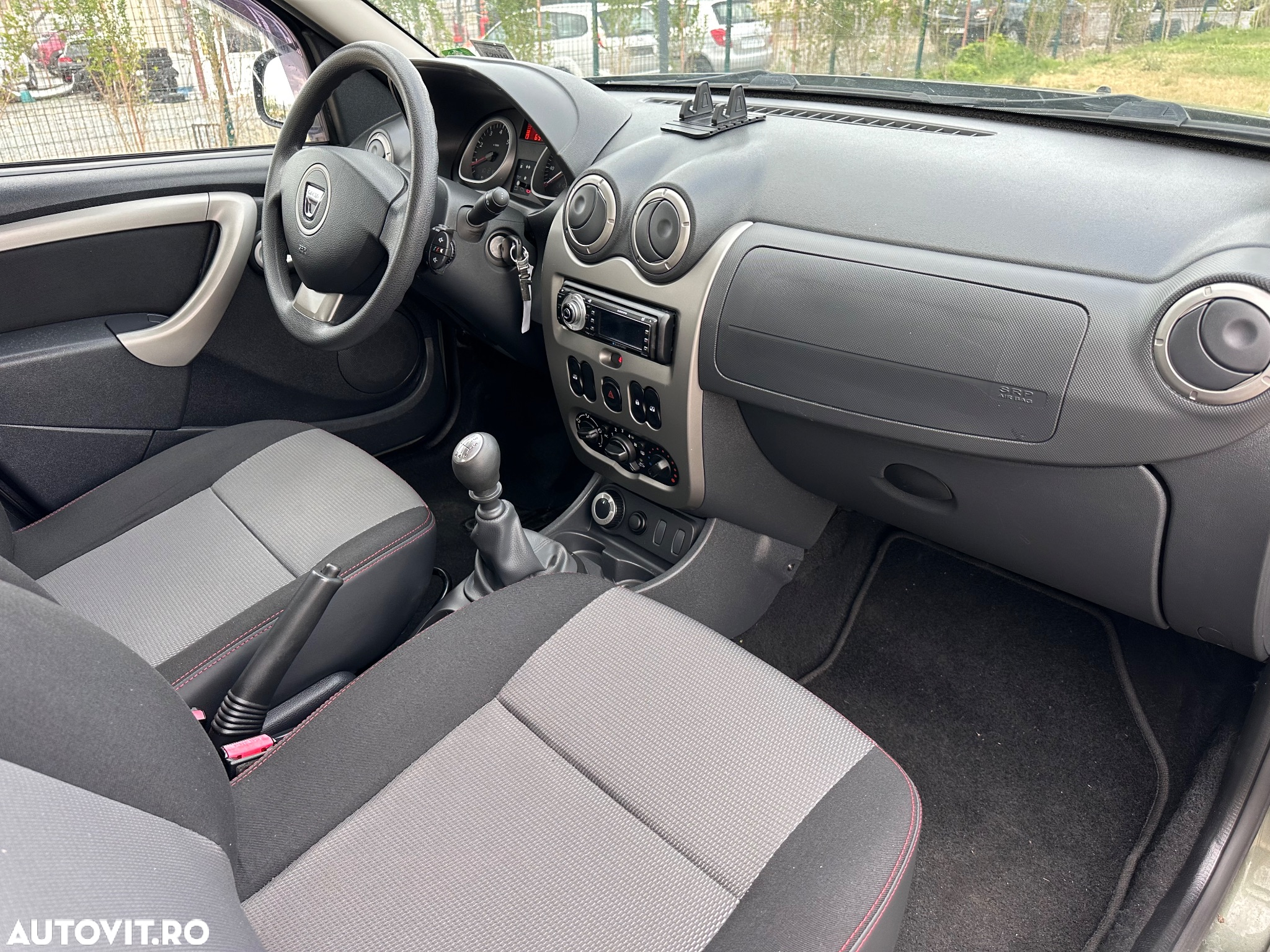 Dacia Duster 1.5 dCi 4x4 Prestige - 12