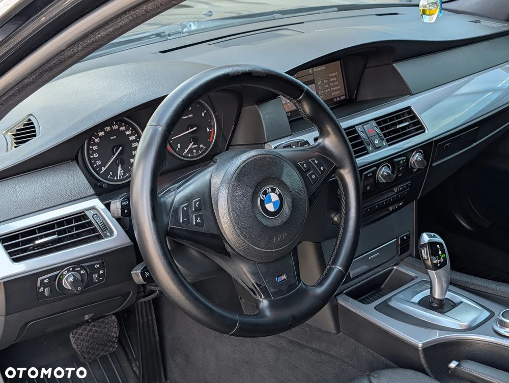 BMW Seria 5 530d Sport-Aut Edition Sport - 8