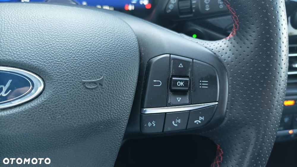 Ford Kuga 2.5 Duratec FHEV 4x4 ST-LINE X - 25