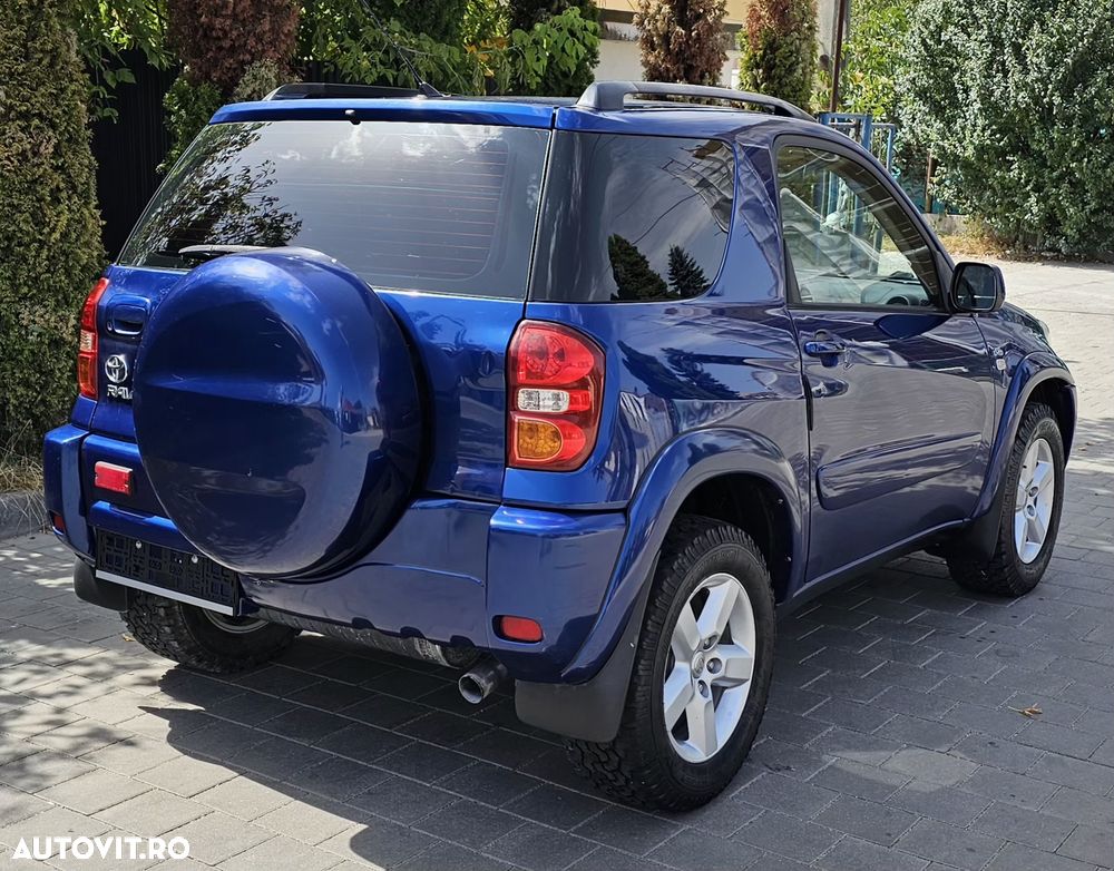 Toyota RAV4 - 6