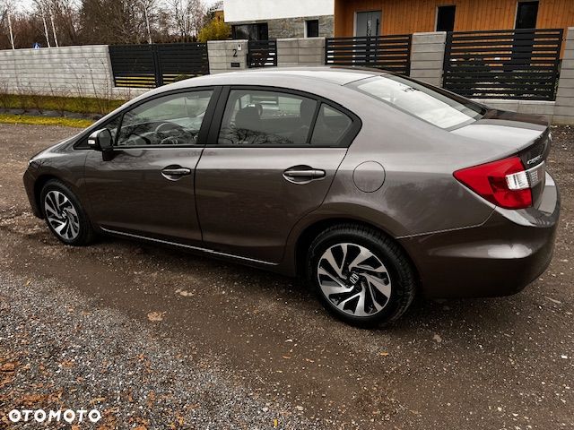 Honda Civic 1.8 i-VTEC Elegance - 15