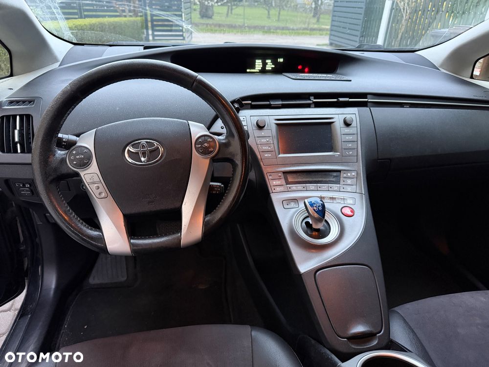 Toyota Prius 1.8 HSD Premium - 5