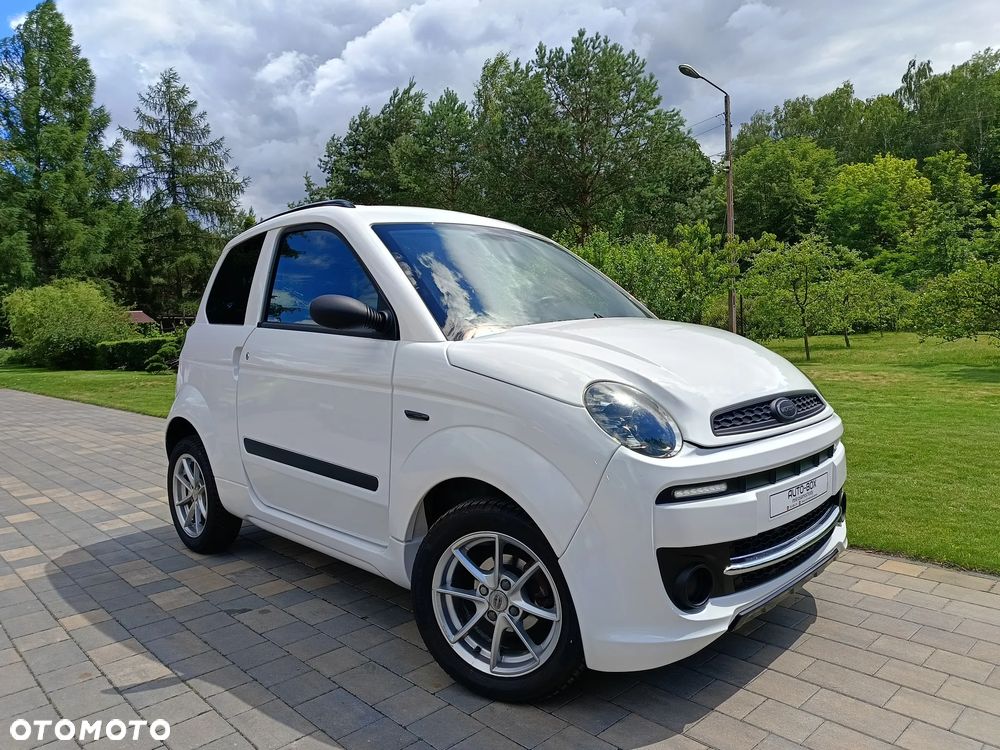 Microcar M.GO - 1