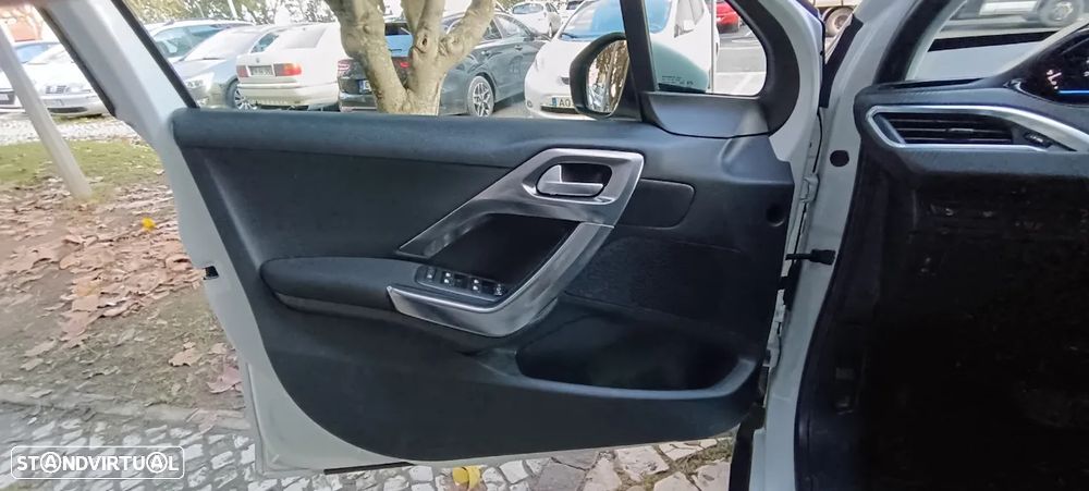 Peugeot 2008 PureTech 110 GPF Stop&Start EAT6 Crossway - 10