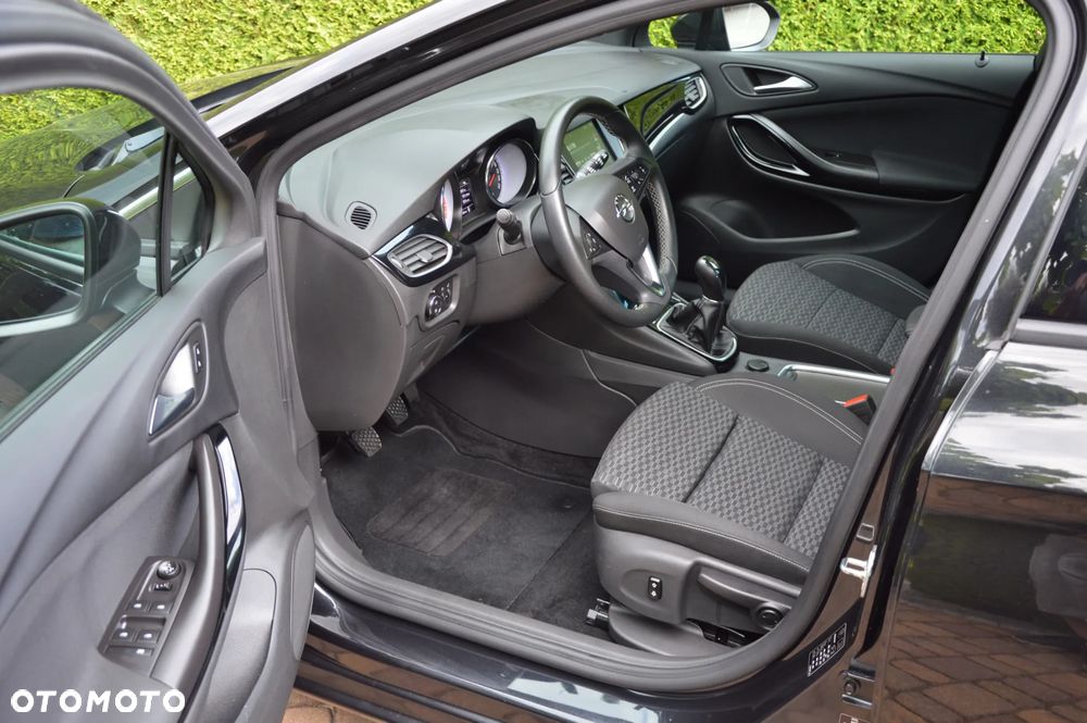 Opel Astra - 10