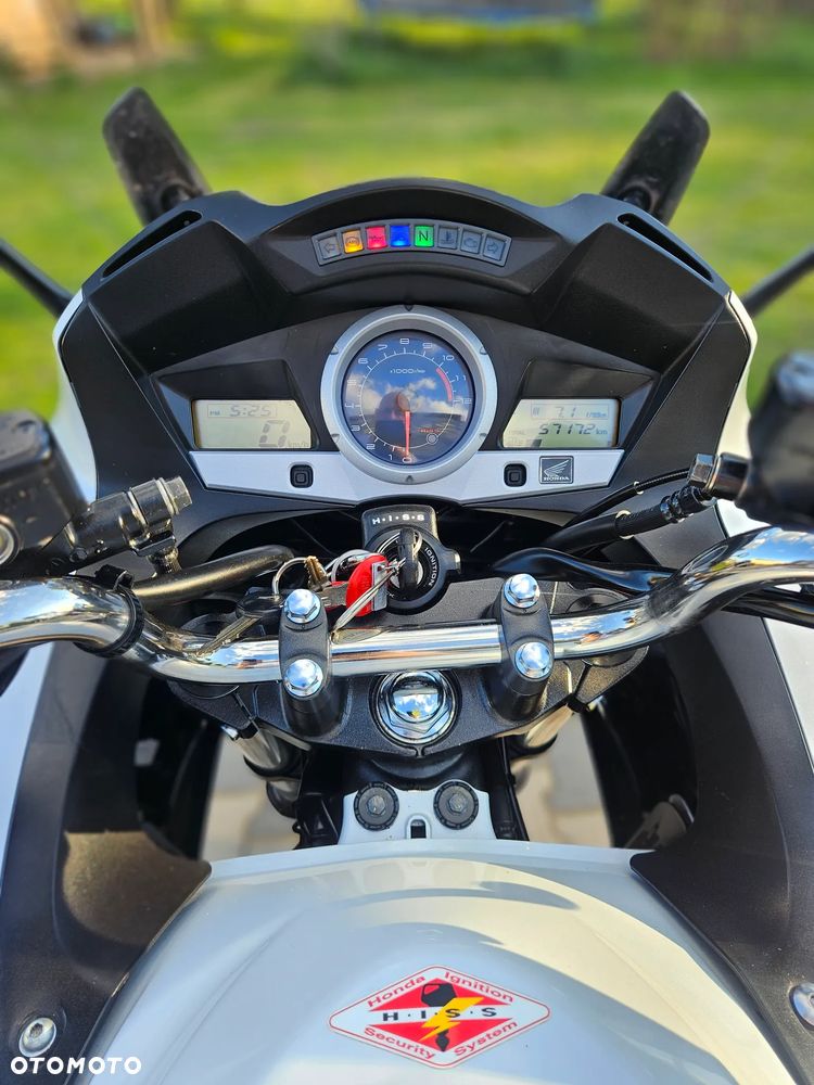 Honda CBF - 9