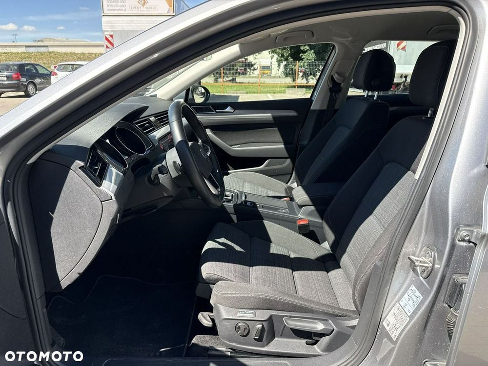 Volkswagen Passat 1.5 TSI EVO Business DSG - 11