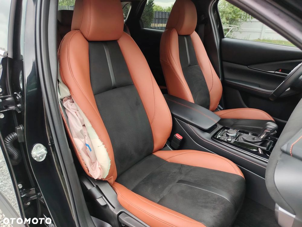 Mazda CX-30 2.0 mHEV Nagisa 2WD - 38