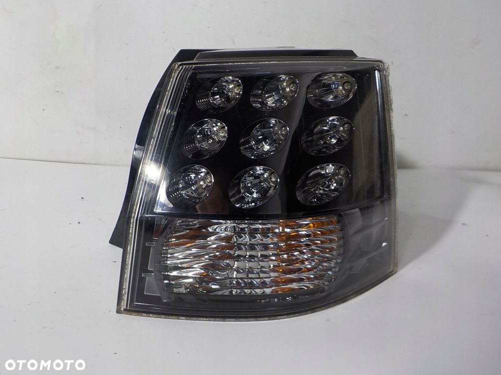MITSUBISHI OUTLANDER II LAMPA PRAWA TYŁ TYLNA - 1