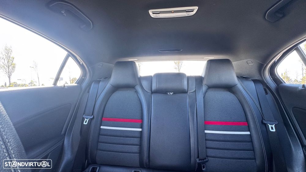 Mercedes-Benz A 180 CDI (BlueEFFICIENCY) Urban - 23