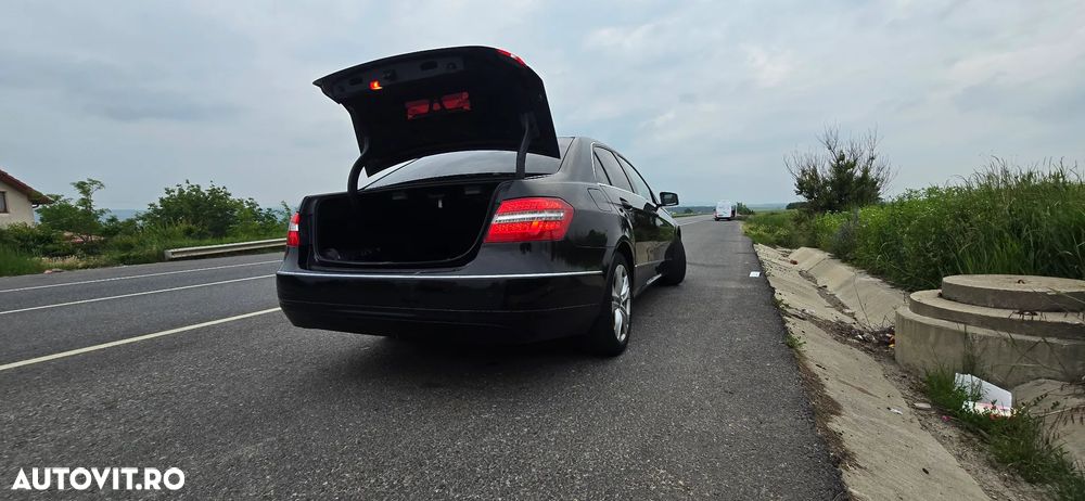 Mercedes-Benz E - 17