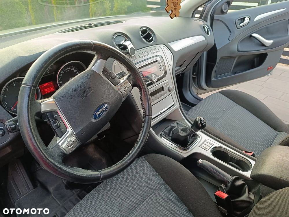 Ford Mondeo 2.0 Viva Titanium - 10