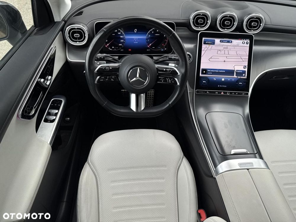 Mercedes-Benz GLC - 14