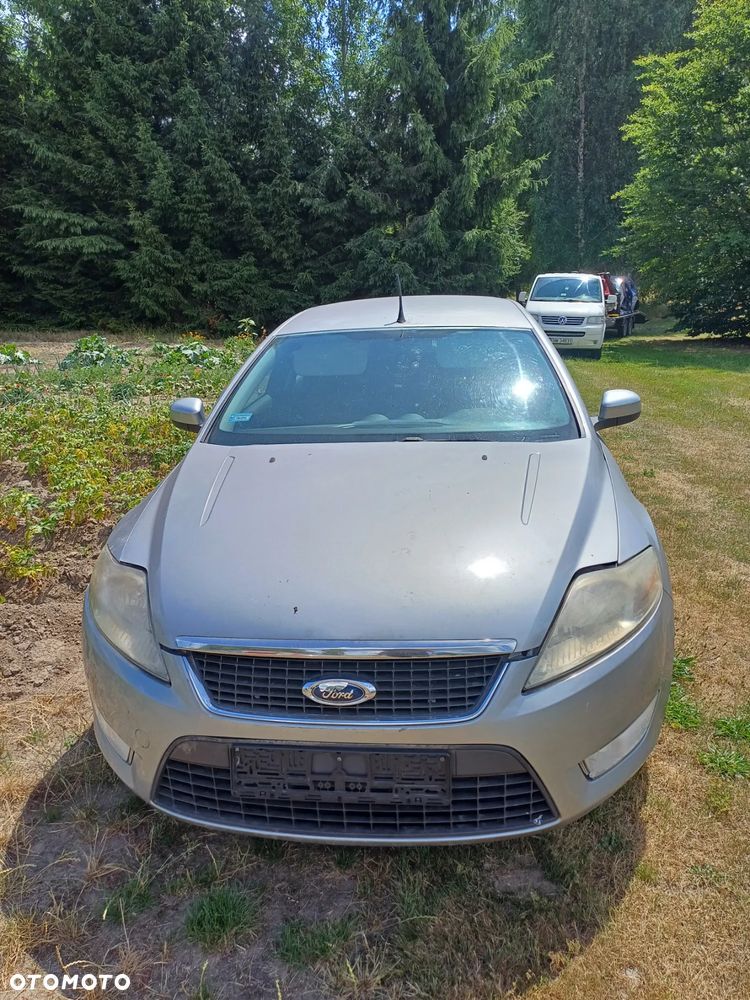 Maska przednia FORD MONDEO MK4 1.8TDCI 08r. KOD 76 auto całe na częsciKOMBI - 1