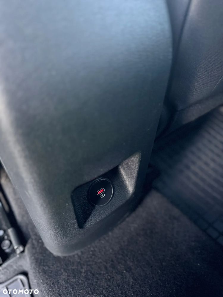 Kia Ceed 1.5 T-GDI M - 23