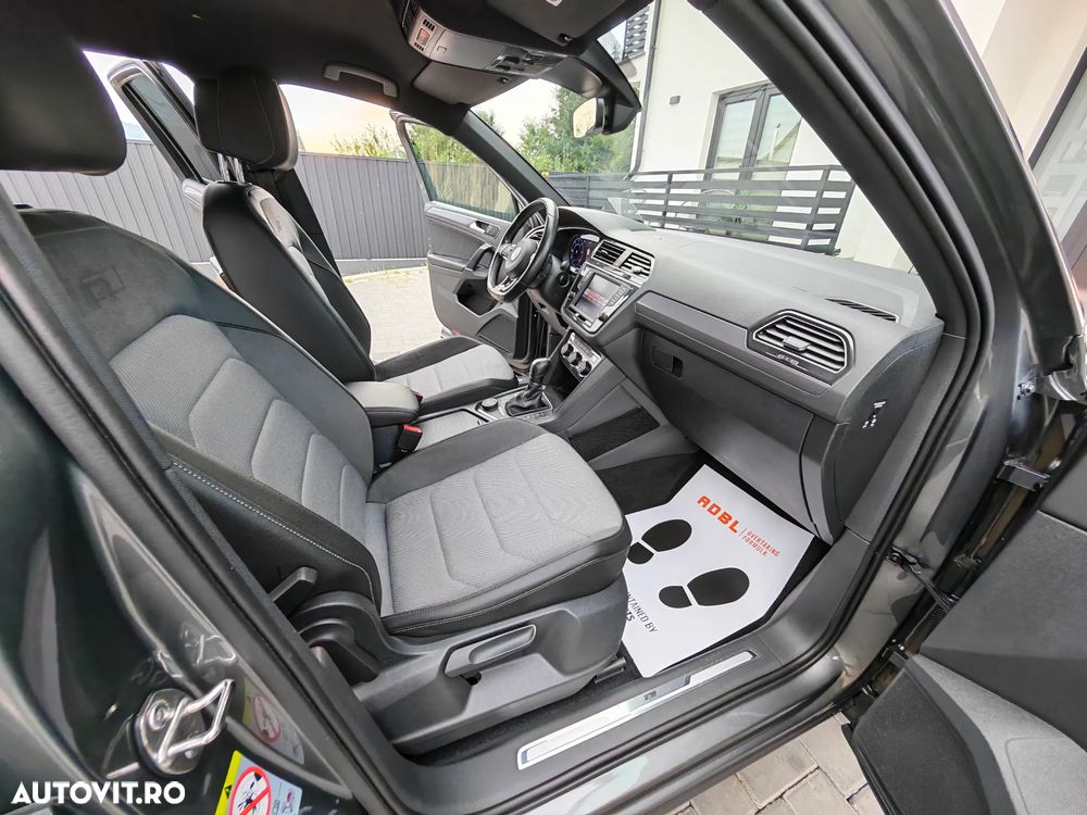 Volkswagen Tiguan - 11