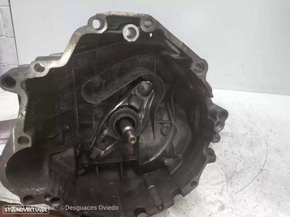 CAIXA VELOCIDADES AUDI A4 AVANT 2002 -FYT - 2