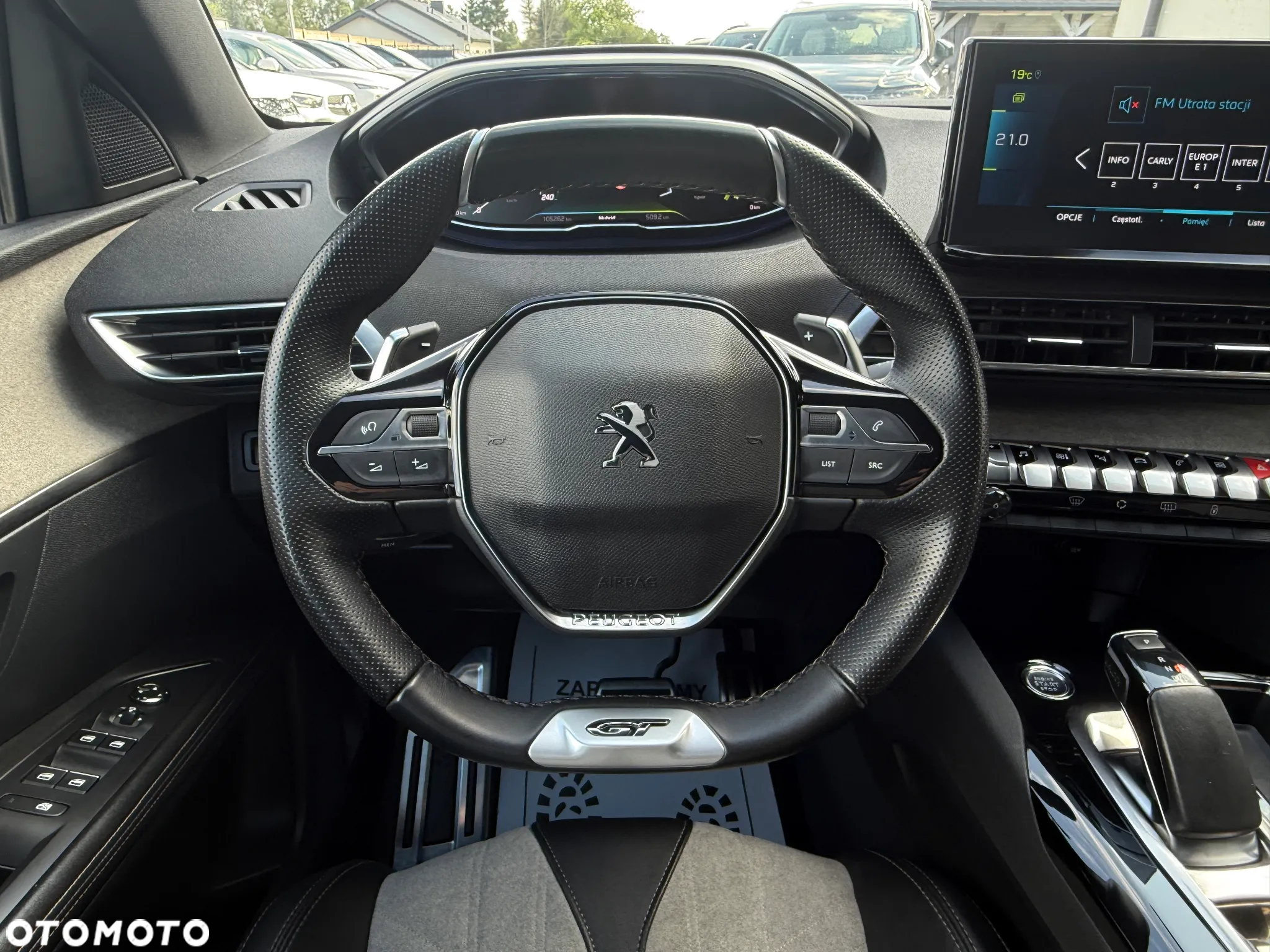Peugeot 3008 Plug-In Hybrid 225 e-EAT8 GT - 35
