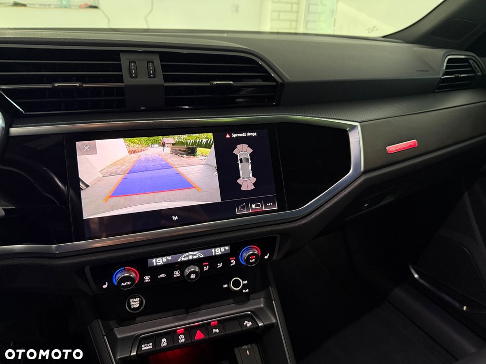 Audi Q3 - 19