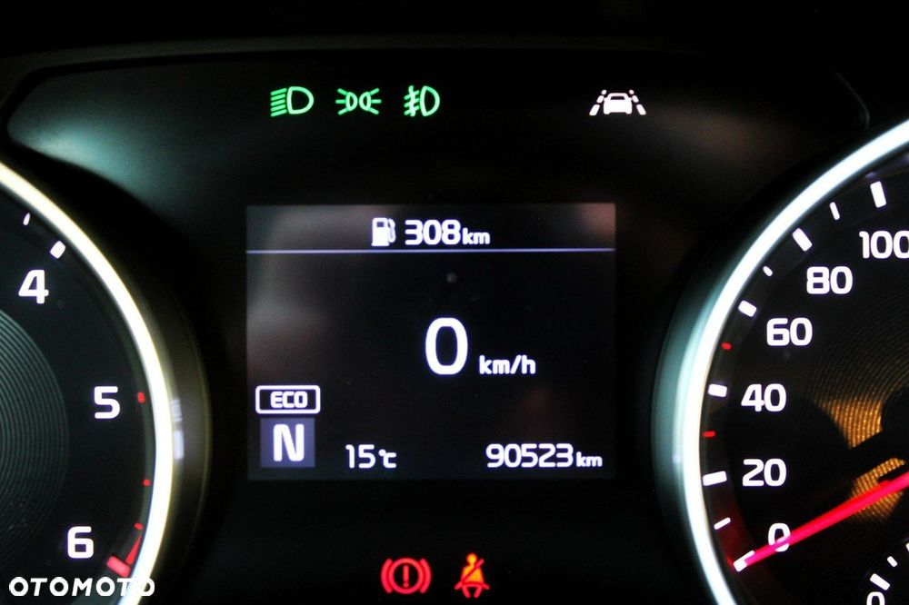 Kia Ceed 1.6 CRDi mHEV M - 14