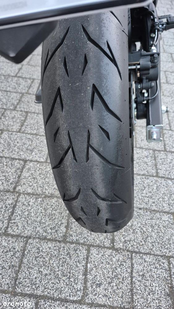 VOGE R125S - 8