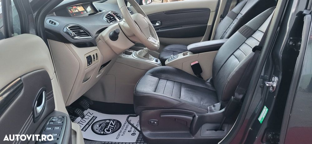 Renault Scenic - 18