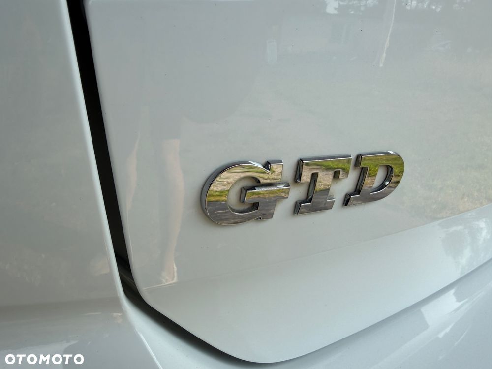 Volkswagen Golf 2.0 TDI BMT GTD - 24