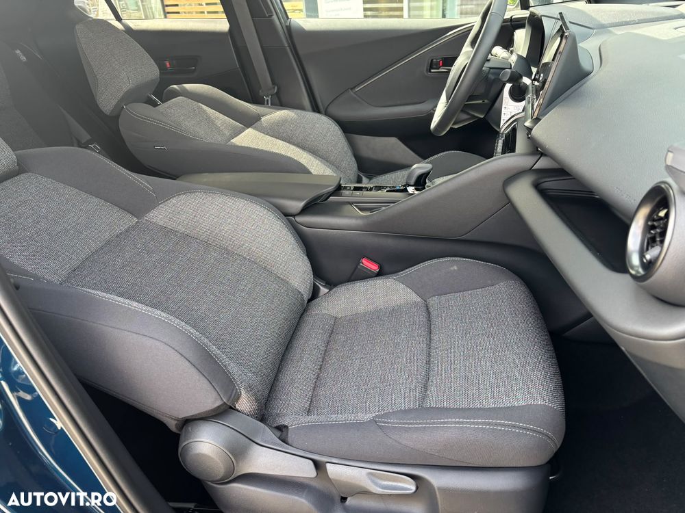 Toyota C-HR 1.8 HEV 140 CP 4x2 CVT Dynamic - 19