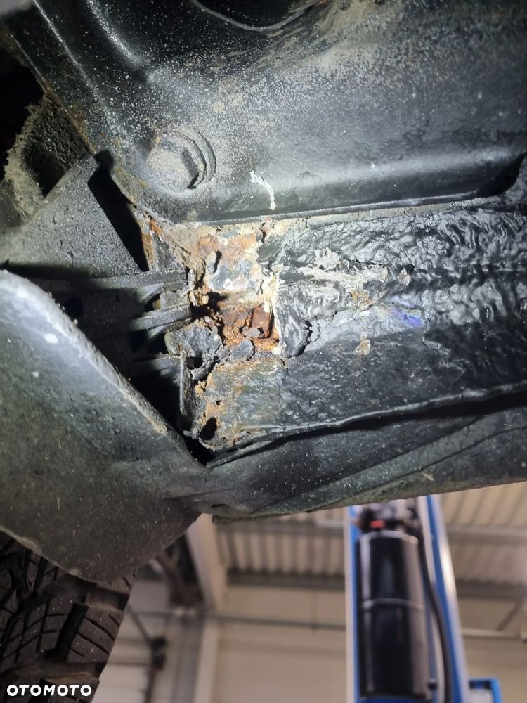 Volkswagen Jetta 1.6 Trendline - 18