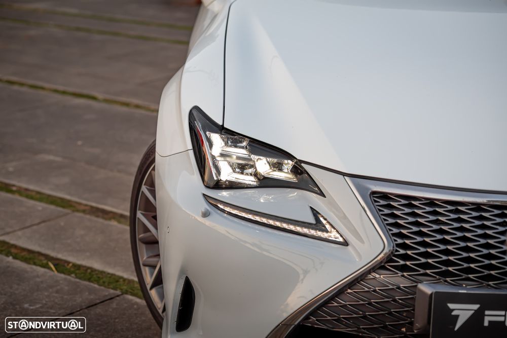 Lexus RC 300h F Sport+ - 9