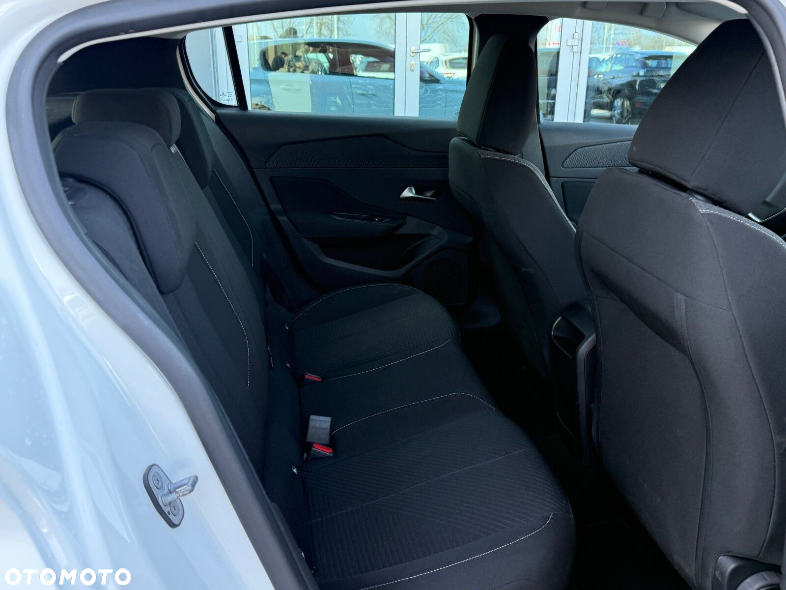Peugeot 308 1.2 PureTech Active Pack S&S - 13