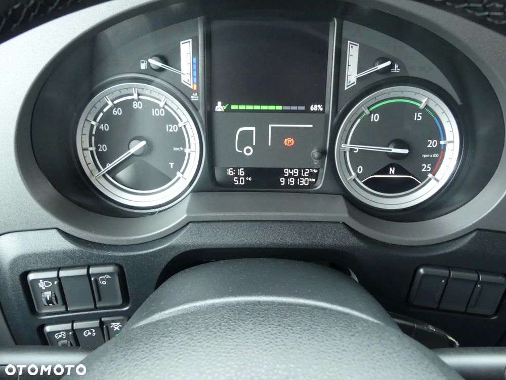 DAF XF 106.460 / LOW DECK /  AUTOMAT / SUPER SPACE CAB / - 28