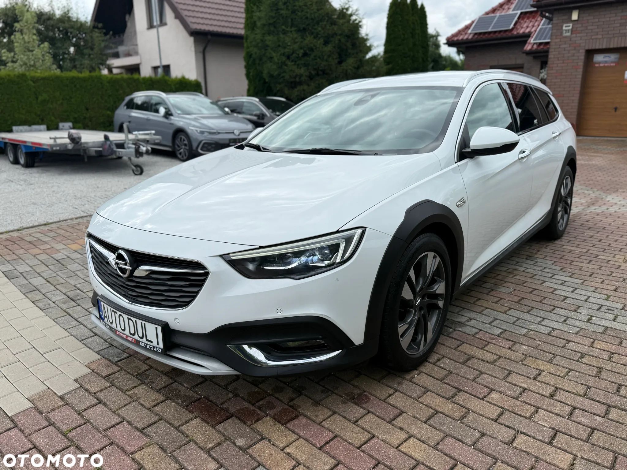 Opel Insignia Country Tourer 2.0 Diesel Exclusive - 1