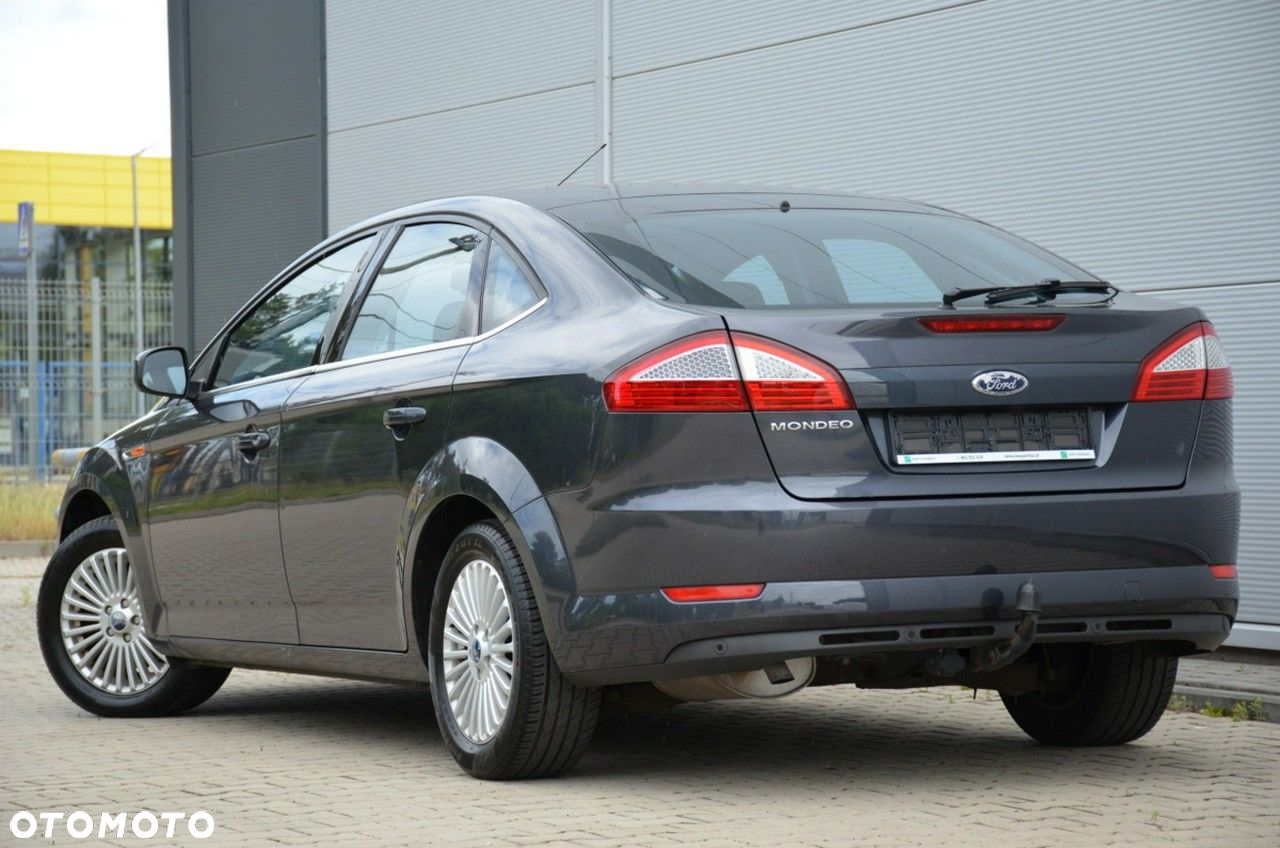 Ford Mondeo - 7