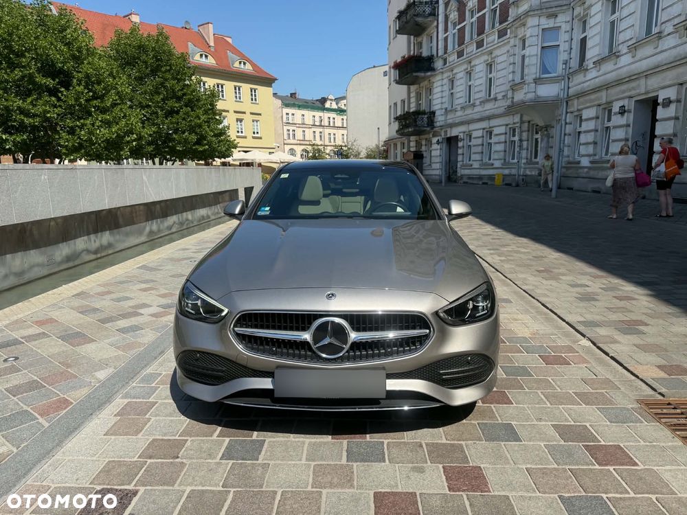 Mercedes-Benz Klasa C 200 mHEV 4-Matic Avantgarde - 3