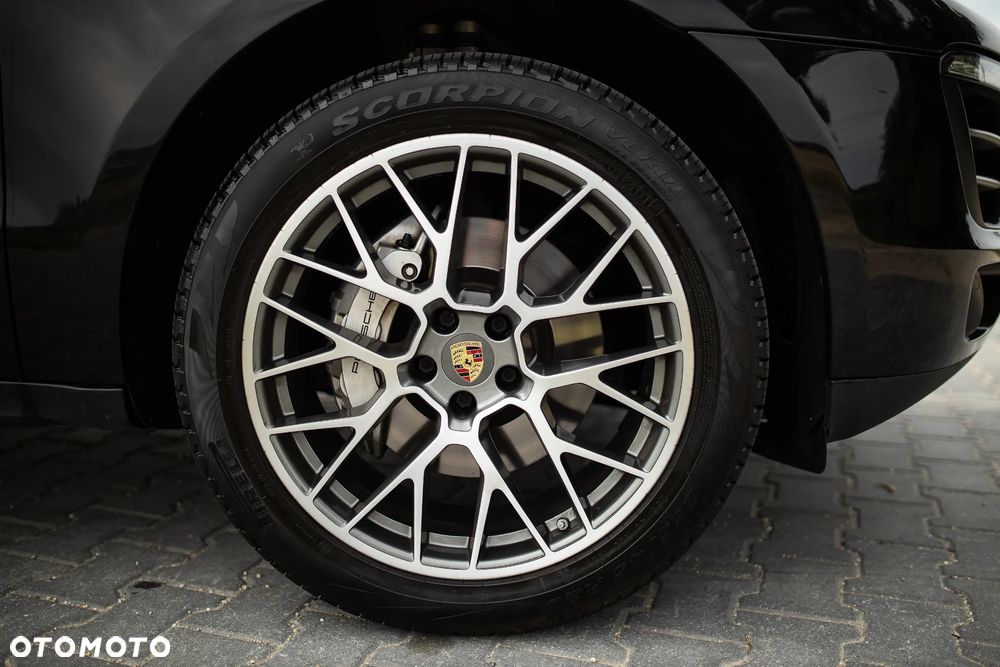 Porsche Macan S - 10