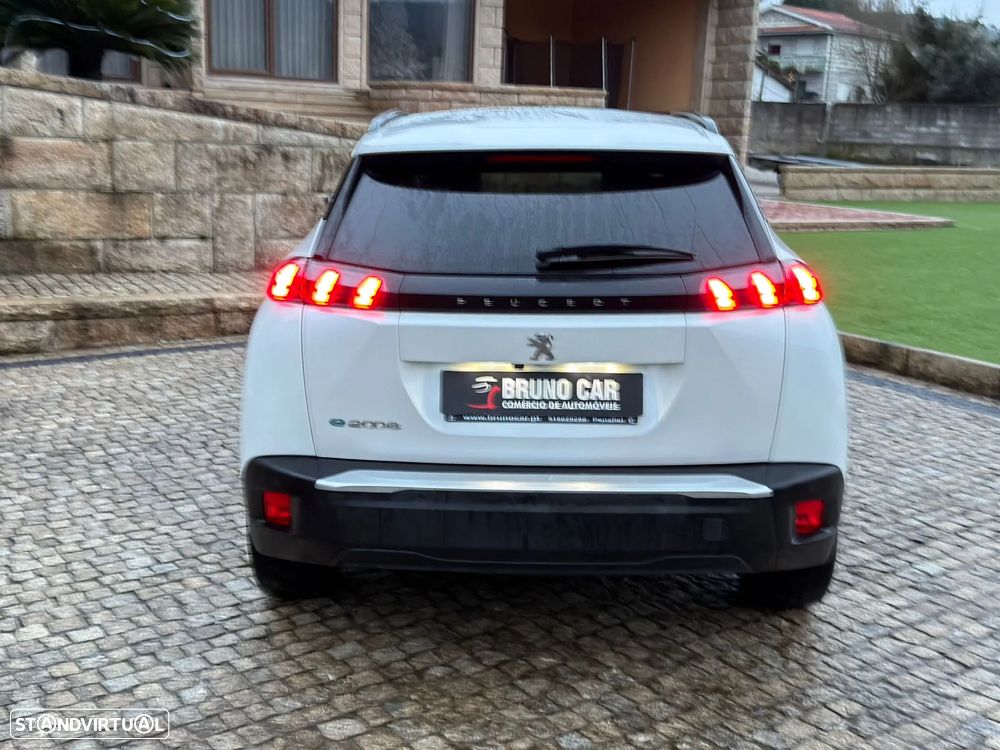 Peugeot e-2008 50 kWh SE Style - 21