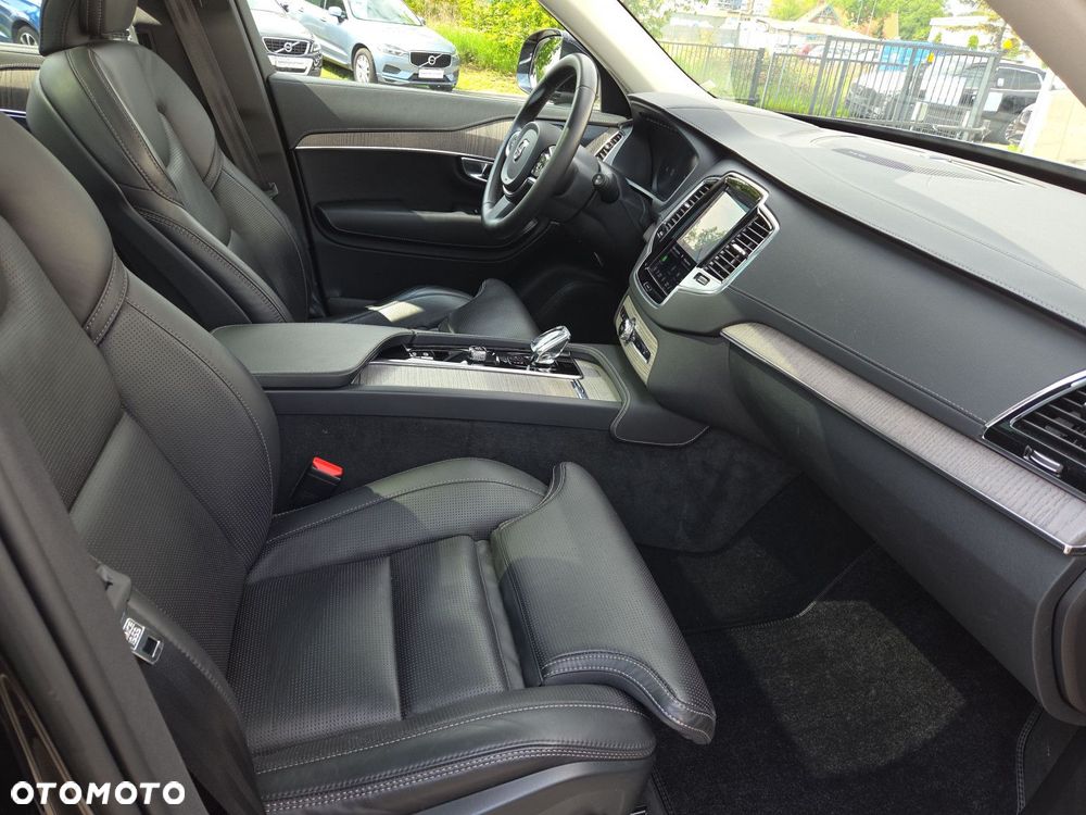 Volvo XC 90 B5 B AWD Plus Bright - 11