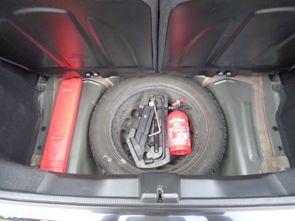 Peugeot 108 - 12
