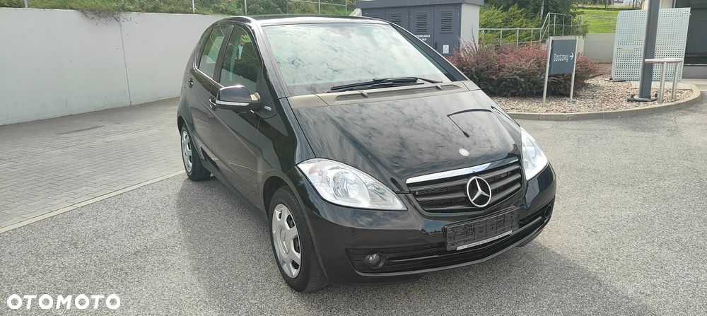 Mercedes-Benz Klasa A 160 BlueEFFICIENCY Elegance - 16